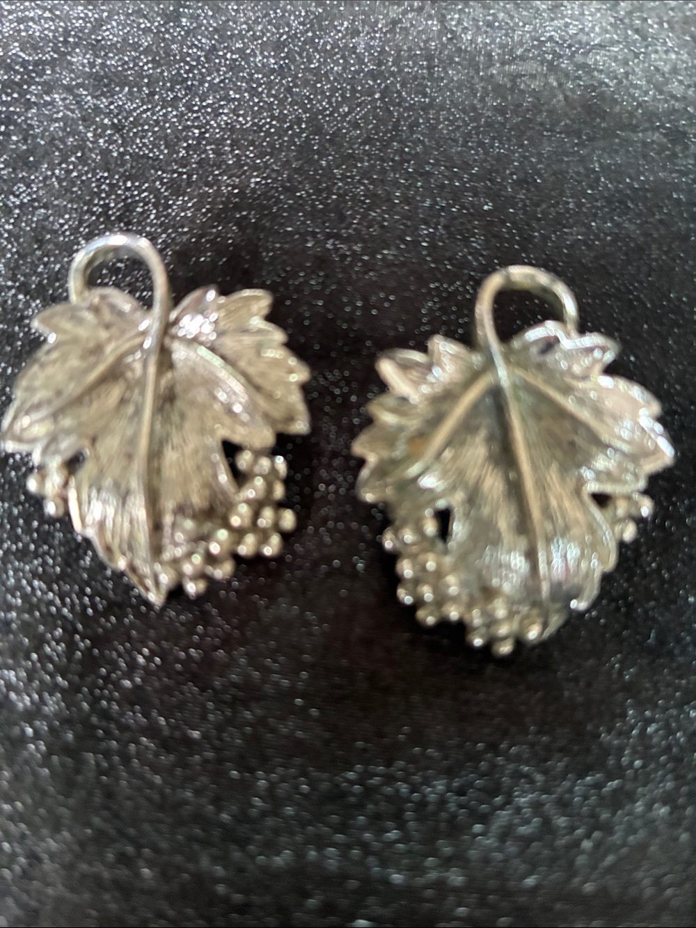 Vintage Sarah Coventry Silver Leaf and Berry Cluster clip on Earrings